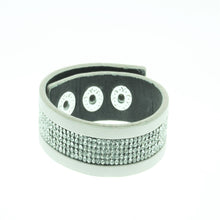 Last inn bildet i Galleri-visningsprogrammet, Armbånd, blingbling, med trykknapper, finnes i 10 farger