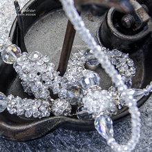 Last inn bildet i Galleri-visningsprogrammet, Kjede, 3 i 1, glassklar, av 2 armbånd og kjede i japanske glassperler
